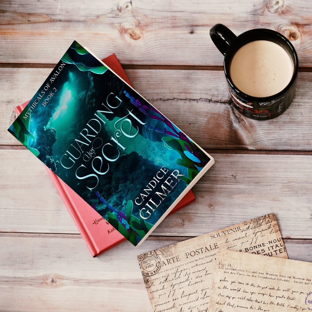 Guarding Her Secret - Candice Gilmer Books